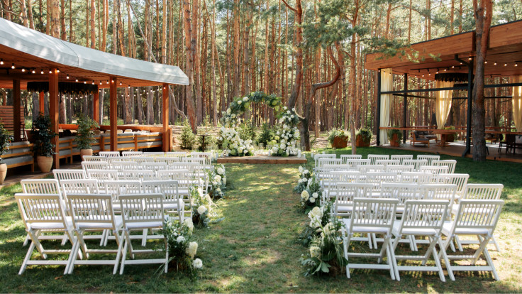 link to Things To Consider For Outdoor Weddings